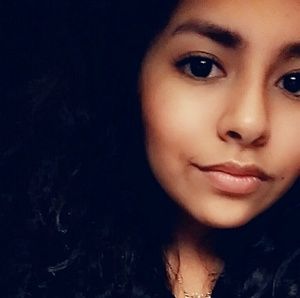 Meet your Posher, Perla